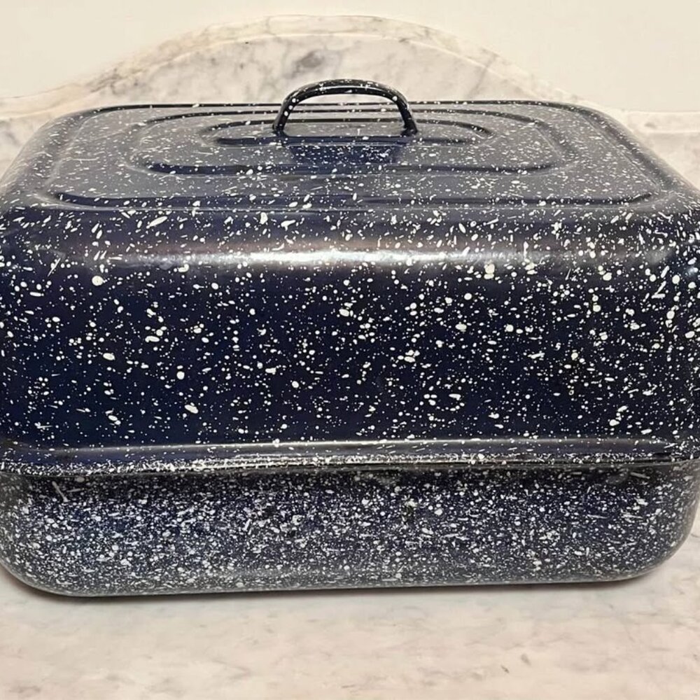 Vintage Blue Speckled Graniteware Rectangular Roaster with Lid – Farmhouse Style